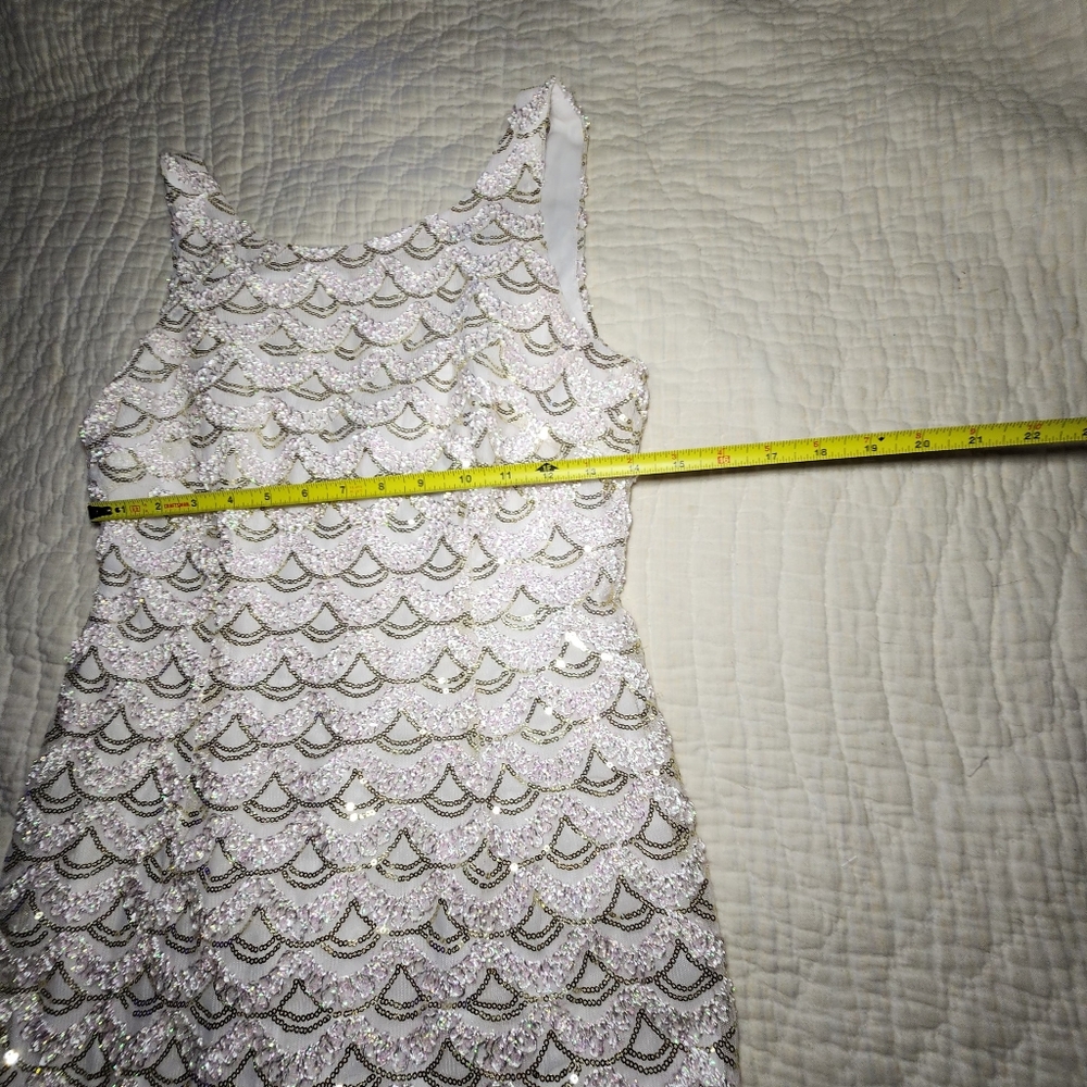 Covington Womens Sz 6 White Gold Sequin Cocktail Dress Sleeveless - Picture 5 of 9